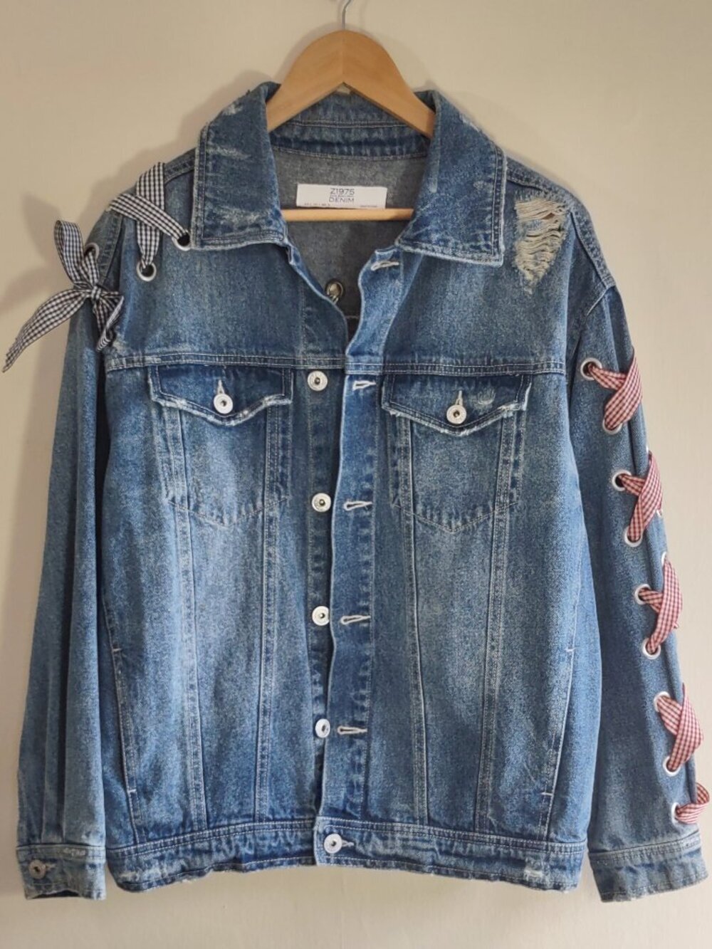 Zara Distressed Ribbon Jean Jacket Sz Small Denim Boho Western Edgy Soft-Grunge - Picture 2 of 10